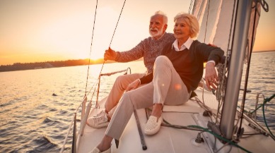 couple on a boat | coastline realty